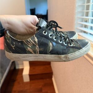 Golden Goose Camouflage VSTAR 2